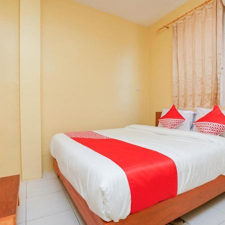 Oyo 2656 Az Zahra Residence Syariah Surabaya Eksteriør billede