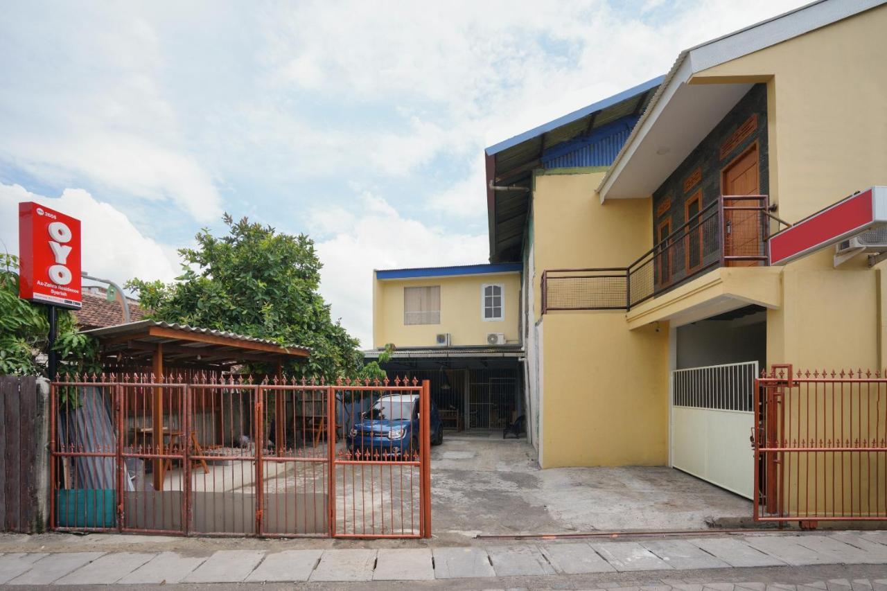 Oyo 2656 Az Zahra Residence Syariah Surabaya Eksteriør billede