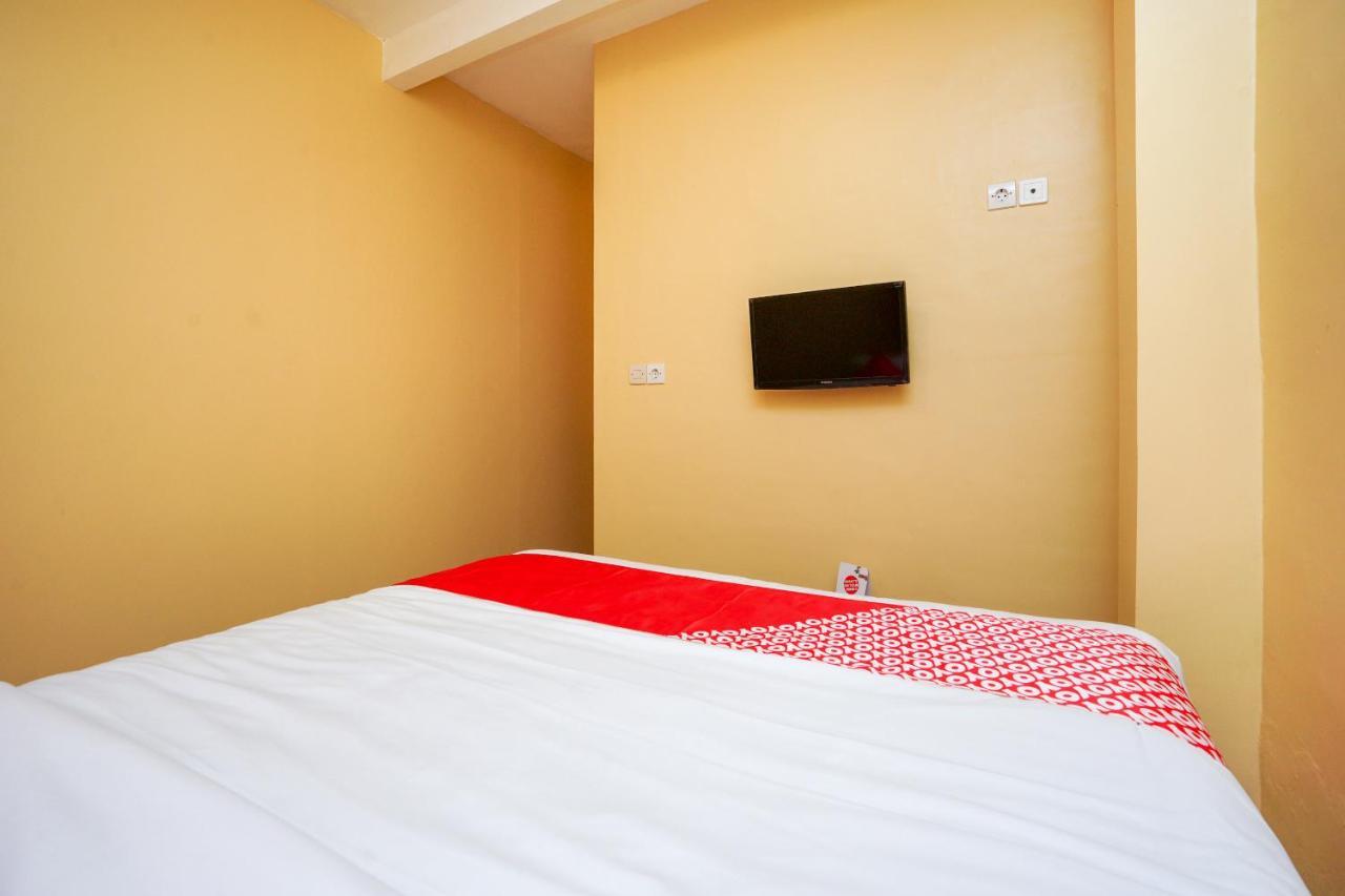 Oyo 2656 Az Zahra Residence Syariah Surabaya Eksteriør billede