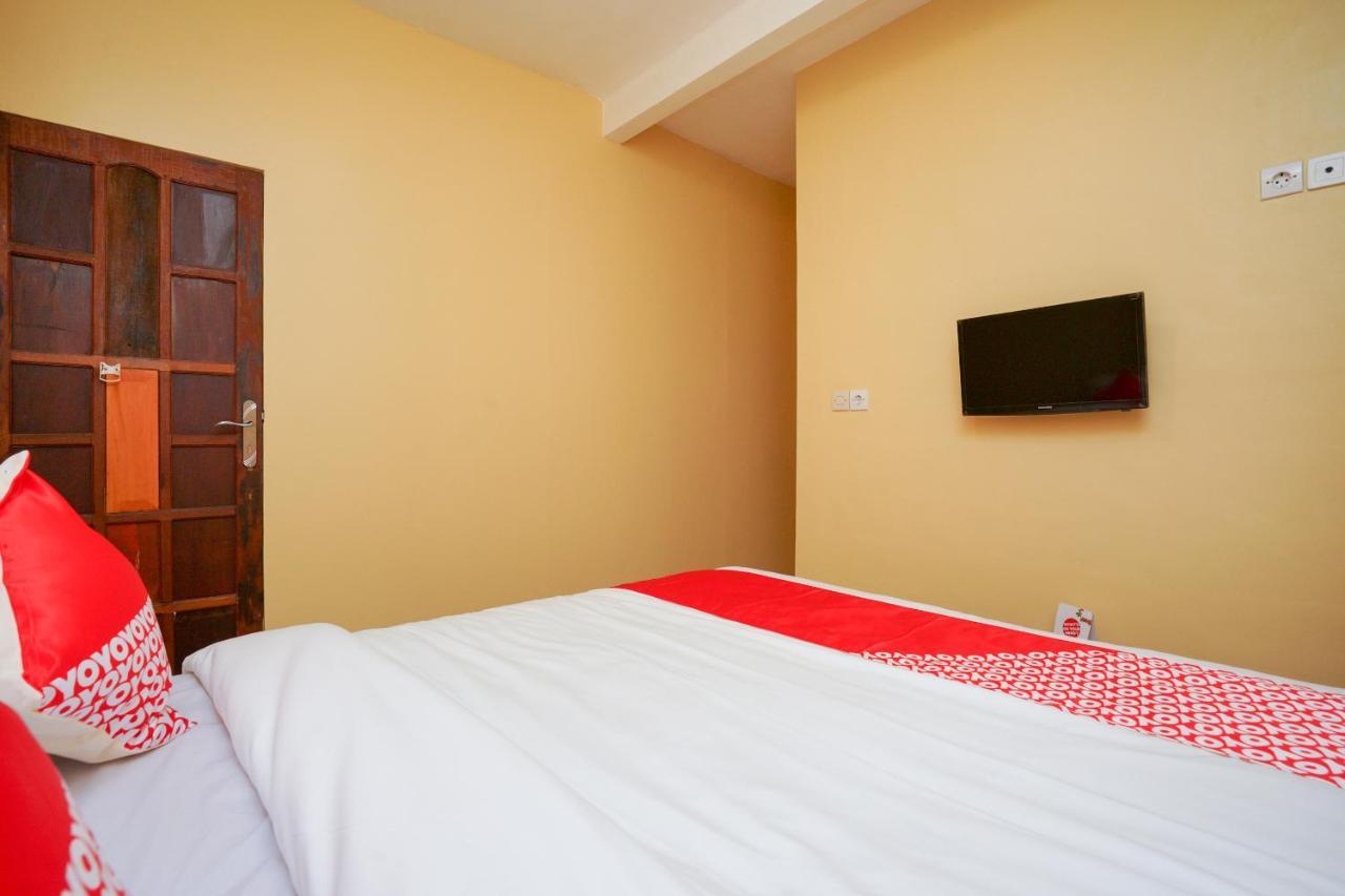 Oyo 2656 Az Zahra Residence Syariah Surabaya Eksteriør billede