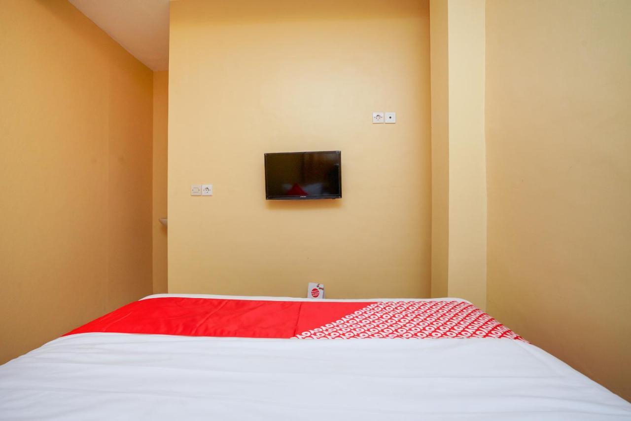 Oyo 2656 Az Zahra Residence Syariah Surabaya Eksteriør billede